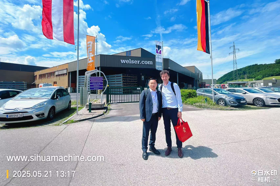 21 พฤษภาคม 2568 ดร. Bernd Koberl และ Joky Jin